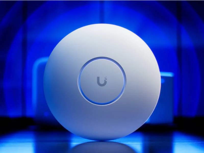 Ubiquiti U7 Pro Max Ceiling-Mounted WiFi 7 Access Point