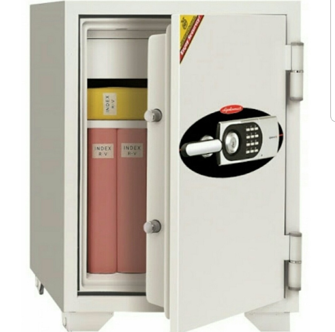 Diplomat Safe Model 070EHK Large Fire Resistant Electronic Security Safe